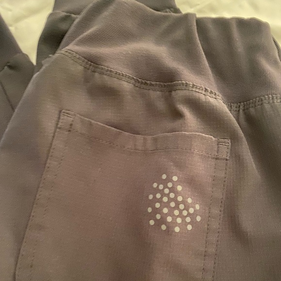 HeartSoul jogger scrub pants! - Picture 2 of 6